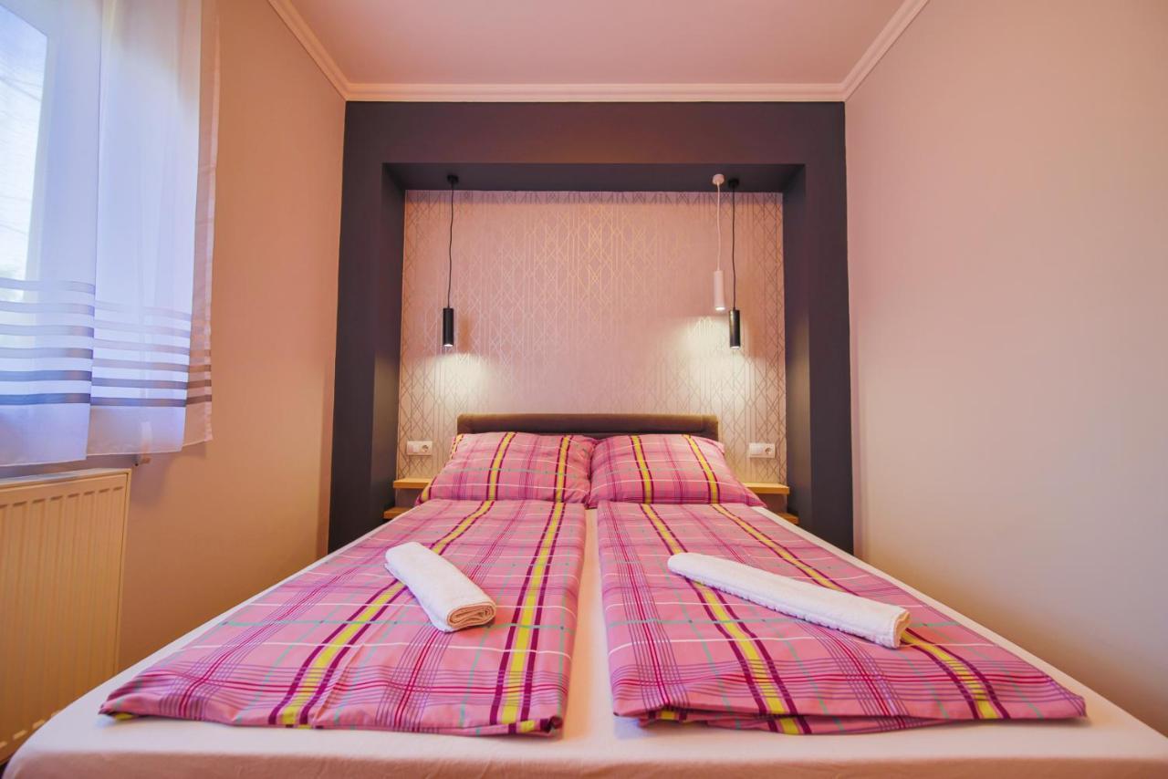 Kálvin utcai Apartmanok Hajdúszoboszló Esterno foto