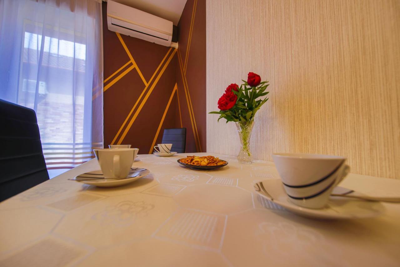 Kálvin utcai Apartmanok Hajdúszoboszló Esterno foto