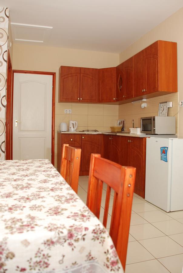 Kálvin utcai Apartmanok Hajdúszoboszló Esterno foto